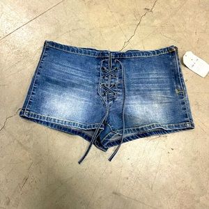 Sadie & Sage blue denim shorts